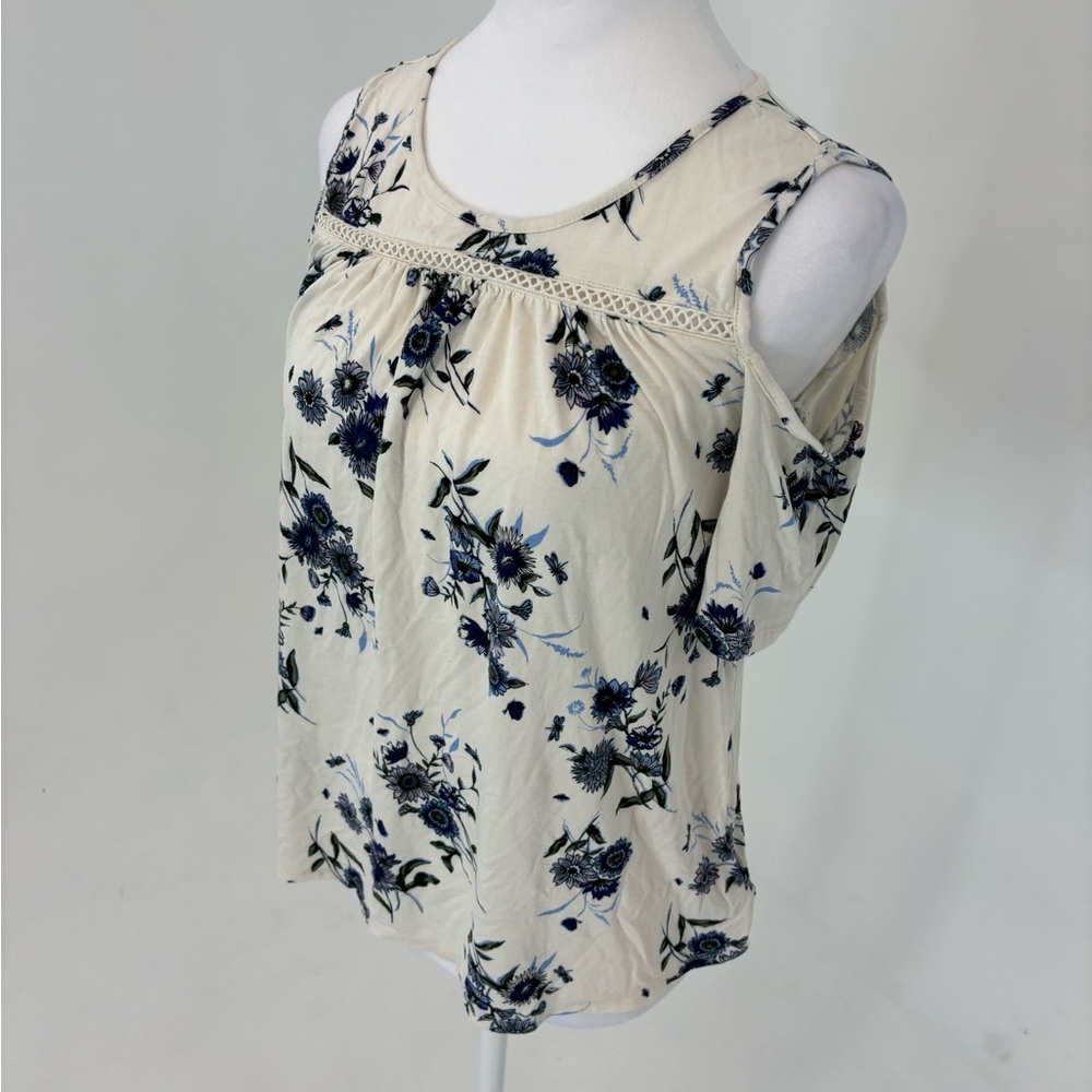 Old Navy Cold Shoulder Short Sleeve Tee